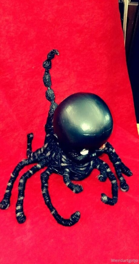 weirdartgirljo model free gallery