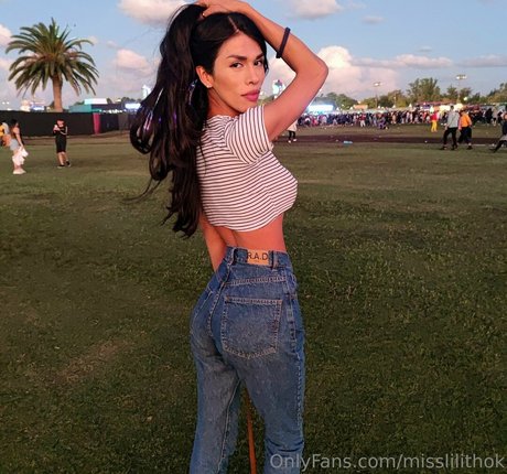 kitty princess onlyfans pornographic images