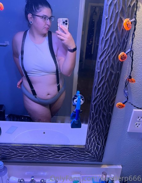 panderp666 star naked photo