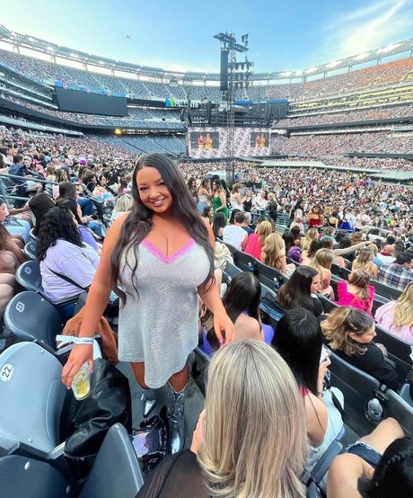 cuckolcouple onlyfans beautiful naked pic