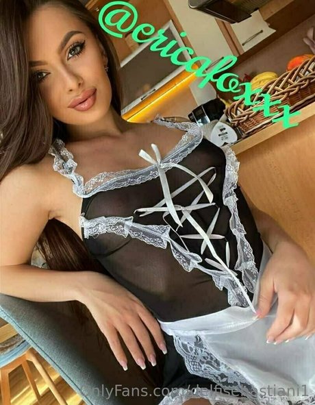 delfisebastiani1 erotic pornstar photos