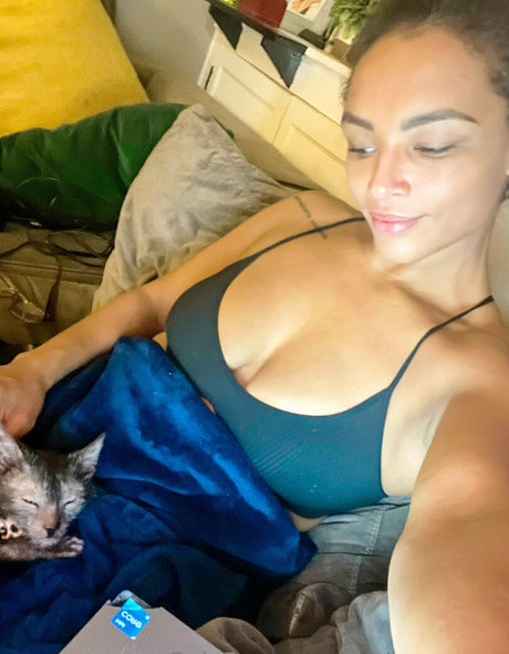 blonde famous onlyfans perfect images