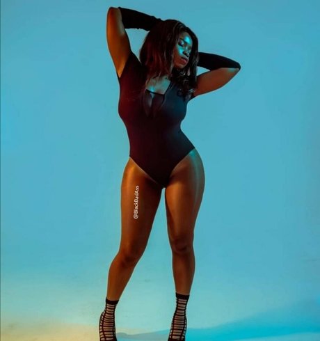 dripping wet pussy onlyfans free naked img