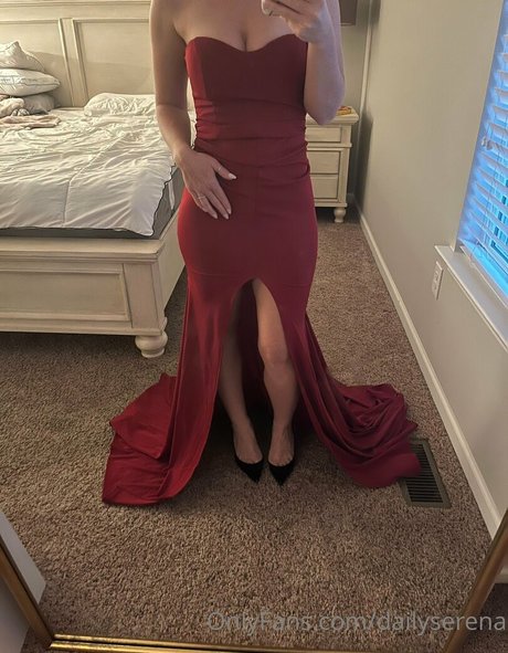 Dailyserena model pretty img