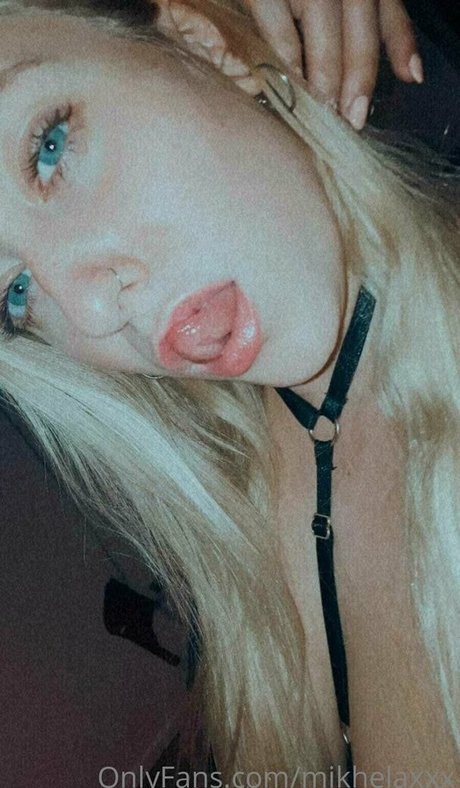 mikhelaxxx nudes actress photo