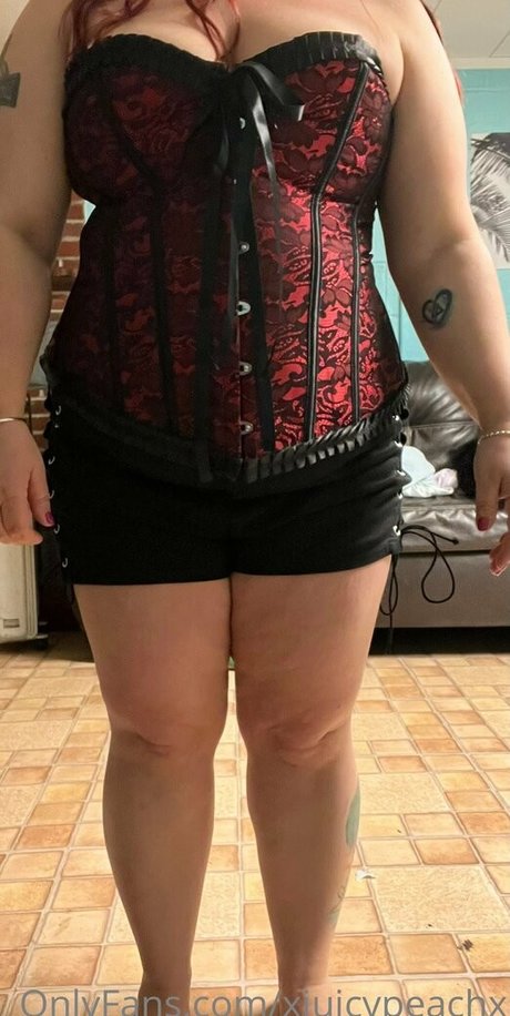 xjuicypeachx pornstar exclusive photo