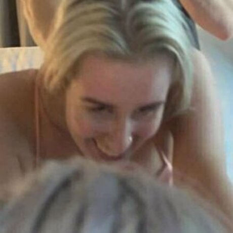 sunnybbygirl erotic model img