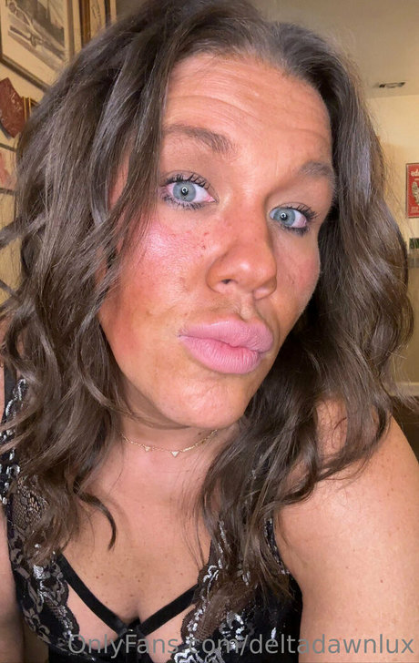 deltadawnlux star adult gallery