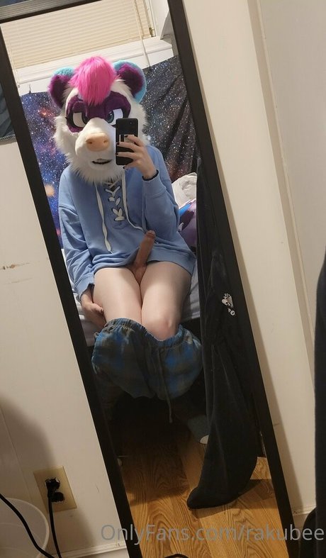 rakubee nudes actress image