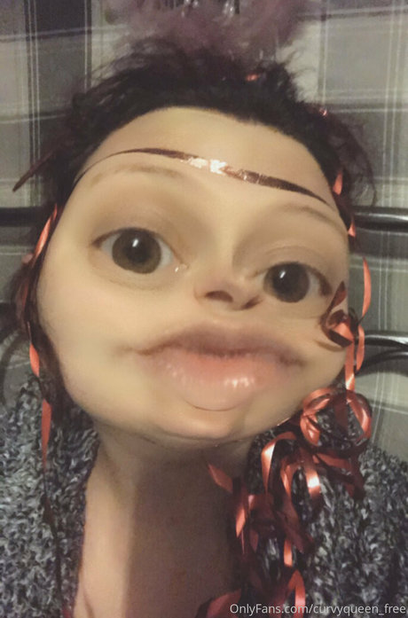 curvyqueenpromo sexy star photo