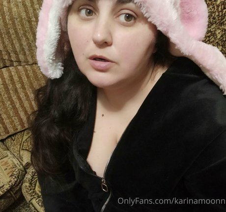 karinamoonn hd model gallery