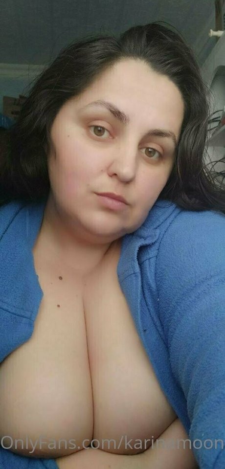 karinamoonn star exclusive pics