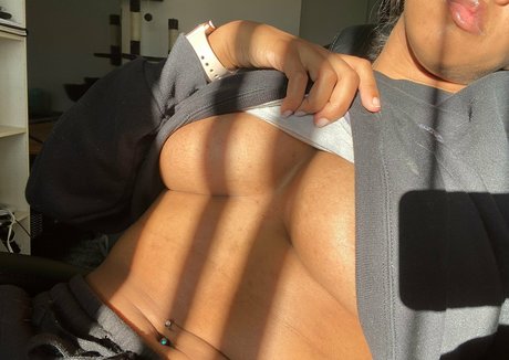 rookiebeamer naked star galleries