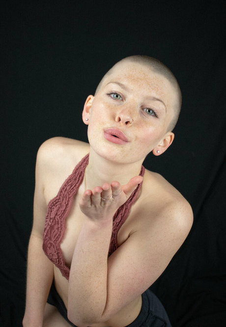 skinny model onlyfans exclusive pics