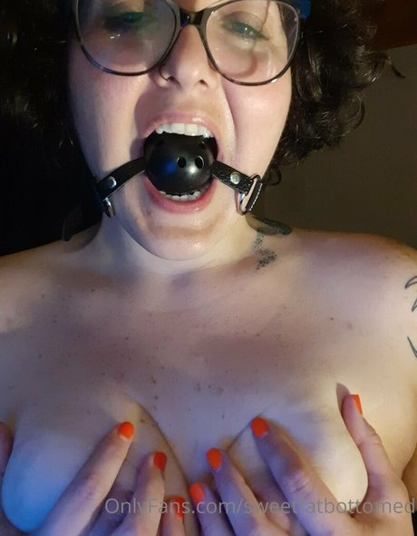 blonde milf onlyfans hot galleries