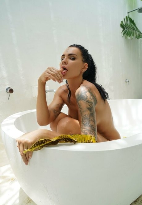 sunny free Profile Pic