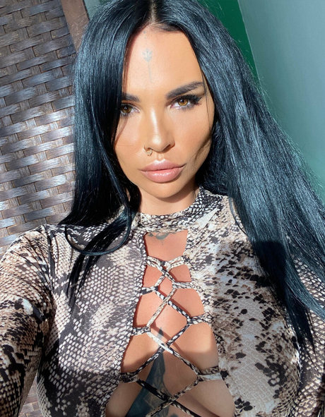 sunny free nudes star pic