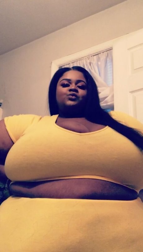 bigbabii model xxx image