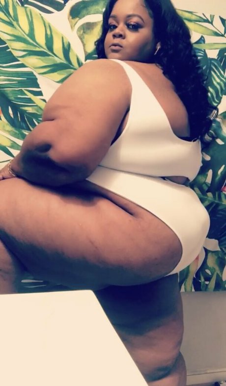 bigbabii Profile Pic