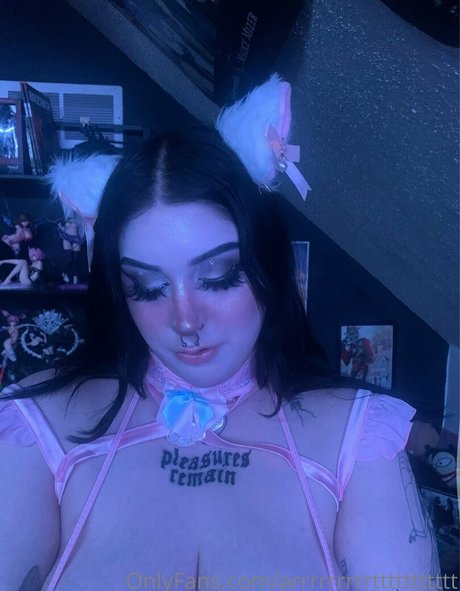 curvy shemale onlyfans porn pictures