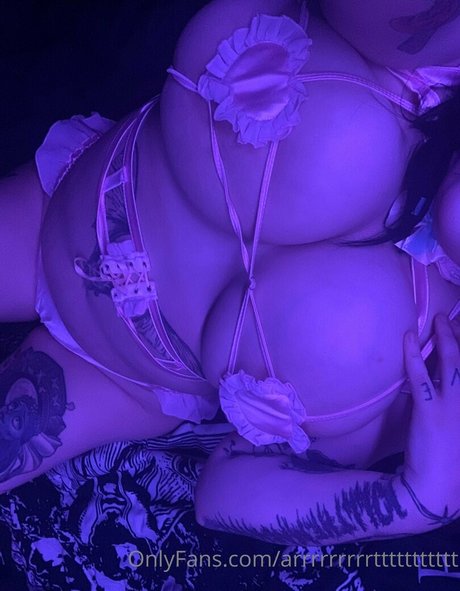 Ur E Mommy pornstar nudes img