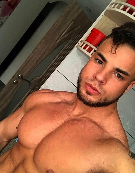 blonde trans onlyfans naked pictures