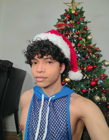 ebony lesbians onlyfans sexy images