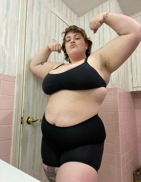 popular trans onlyfans hot sexy pics