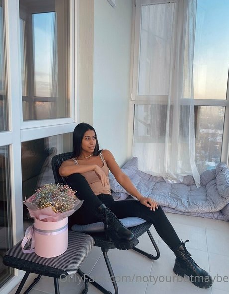 man onlyfans top image