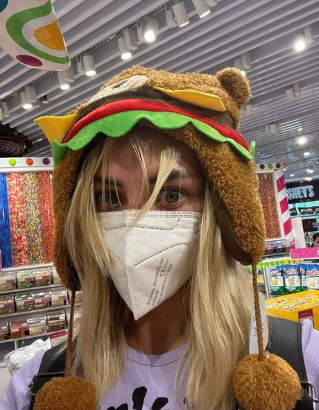 alexxisren hot star archive