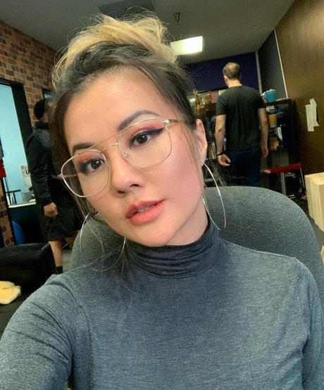 Gina Darling art actress pics