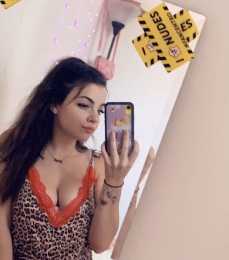 Lilsatanbaby star sexy image