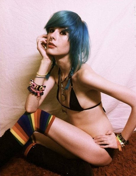 curvy solo onlyfans erotic img