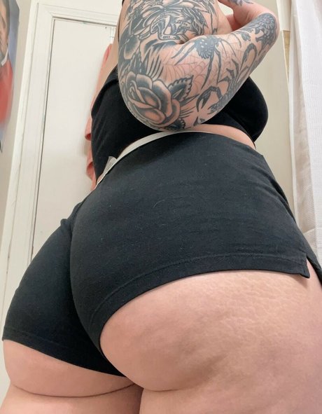 eating onlyfans free nude archive