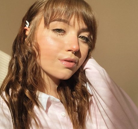 curvy cougar onlyfans pornos images