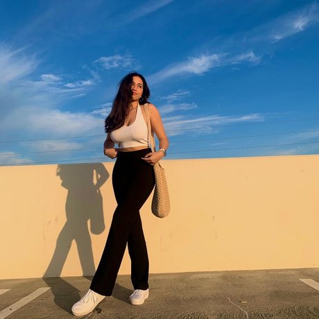 babyanza23 porn actress picture