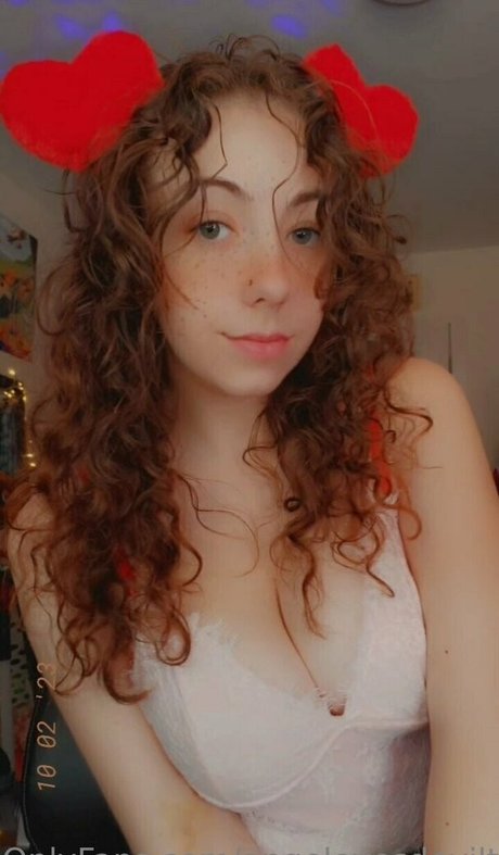 Angel Eyes Devil Thighs top star photos