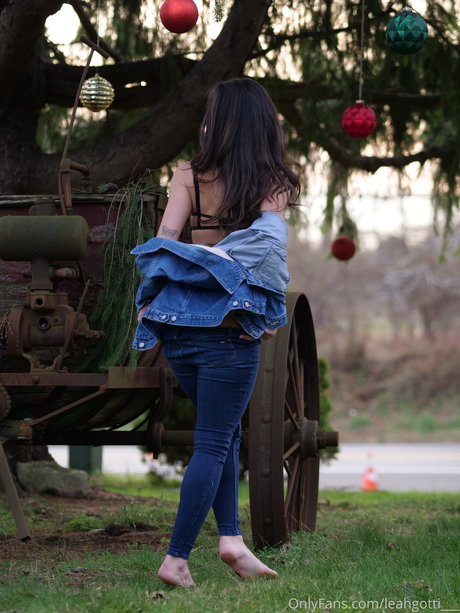 white pussy onlyfans erotic galleries