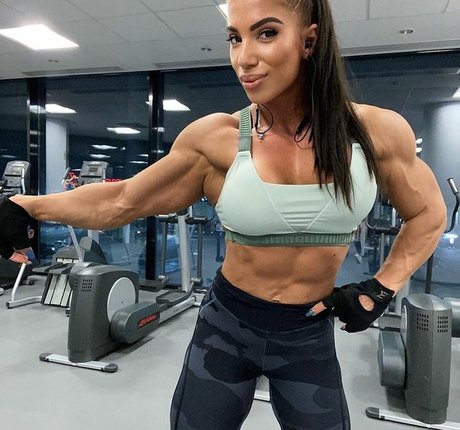 Elisabeta Ionita Profile Pic