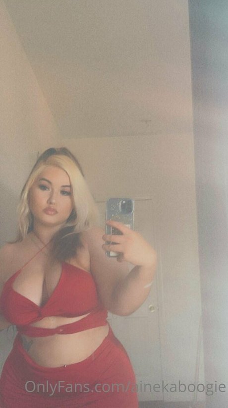 pregnant xxx onlyfans erotic pic