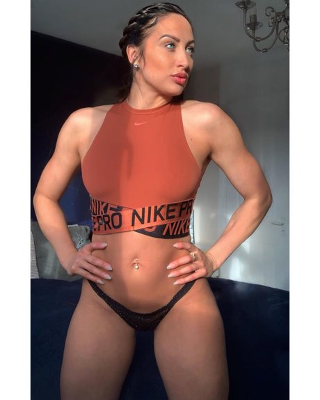 Lisa Mason high quality pornstar image