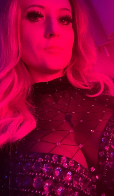 Cherry Berlin pretty model pictures