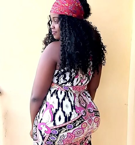 Apple Bottom 52 star beautiful picture