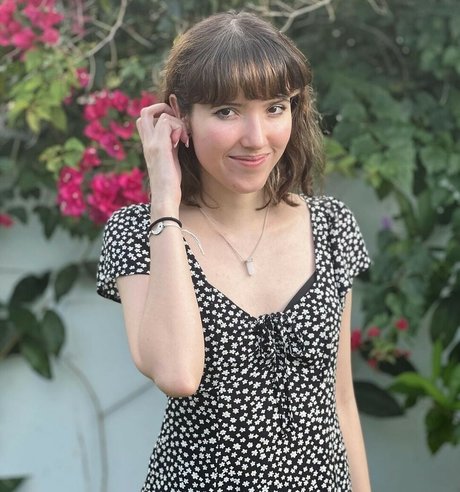 Strawberry Girl Kairi_ model nude archive