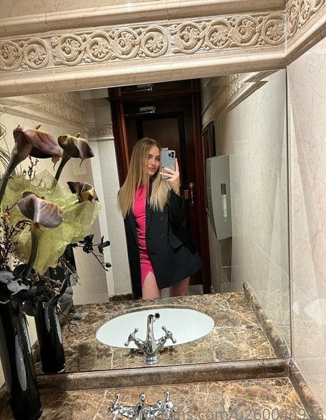 18 onlyfans free porn picture