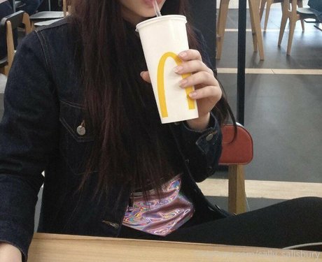 Sally Salisbury best model archive