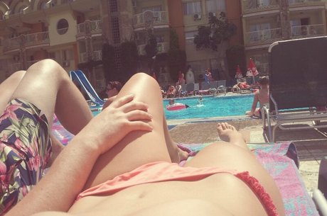 Sextathlon model nude photos