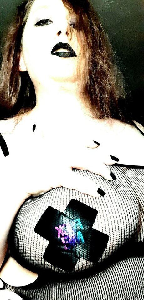 trimmed onlyfans adult picture