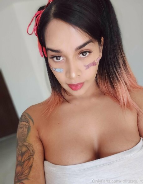 lesbian feet onlyfans naked pic