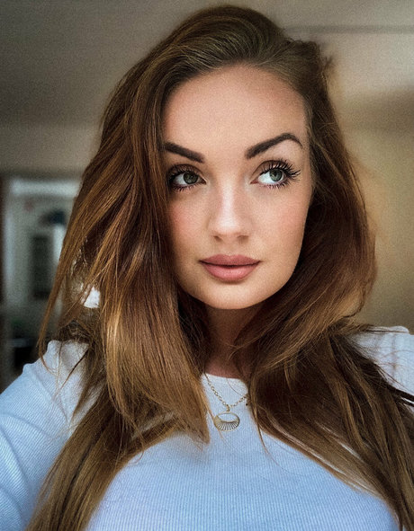 salinaqfree pornstar erotic img